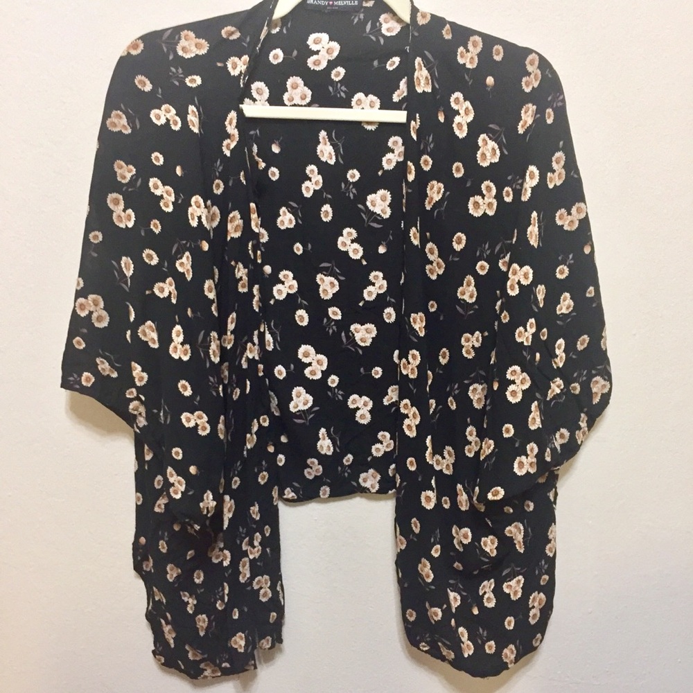 🚫SOLD🚫 Brandy Melville Sunflower Kimono Top - Picture 3 of 6